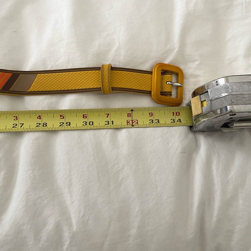 Woman’s Prada plastic with leather yellow belt - Picture 7 of 9